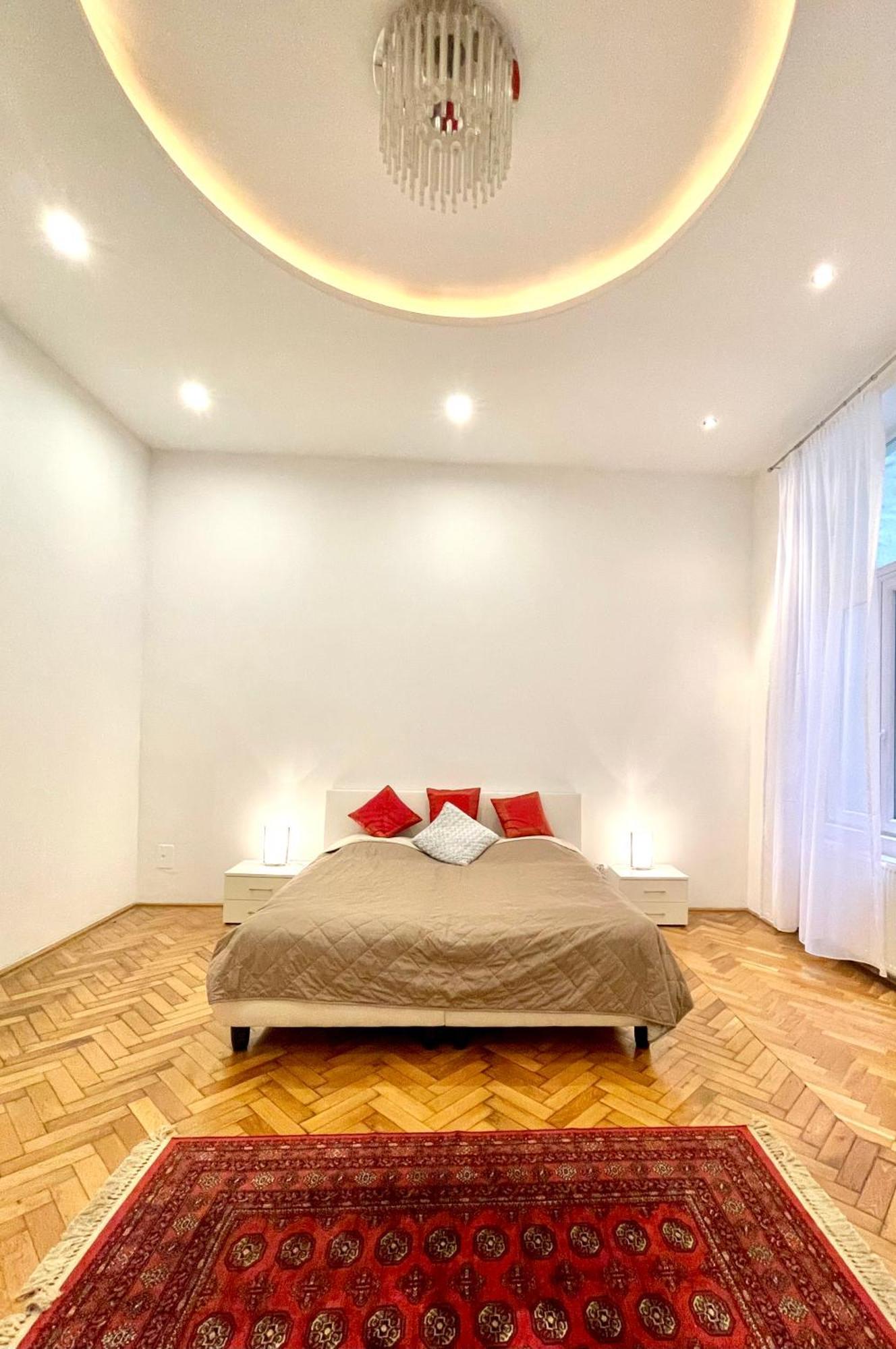 Amazing Swedish 3 Rooms Apartment In The City Center Budapesta Exterior foto