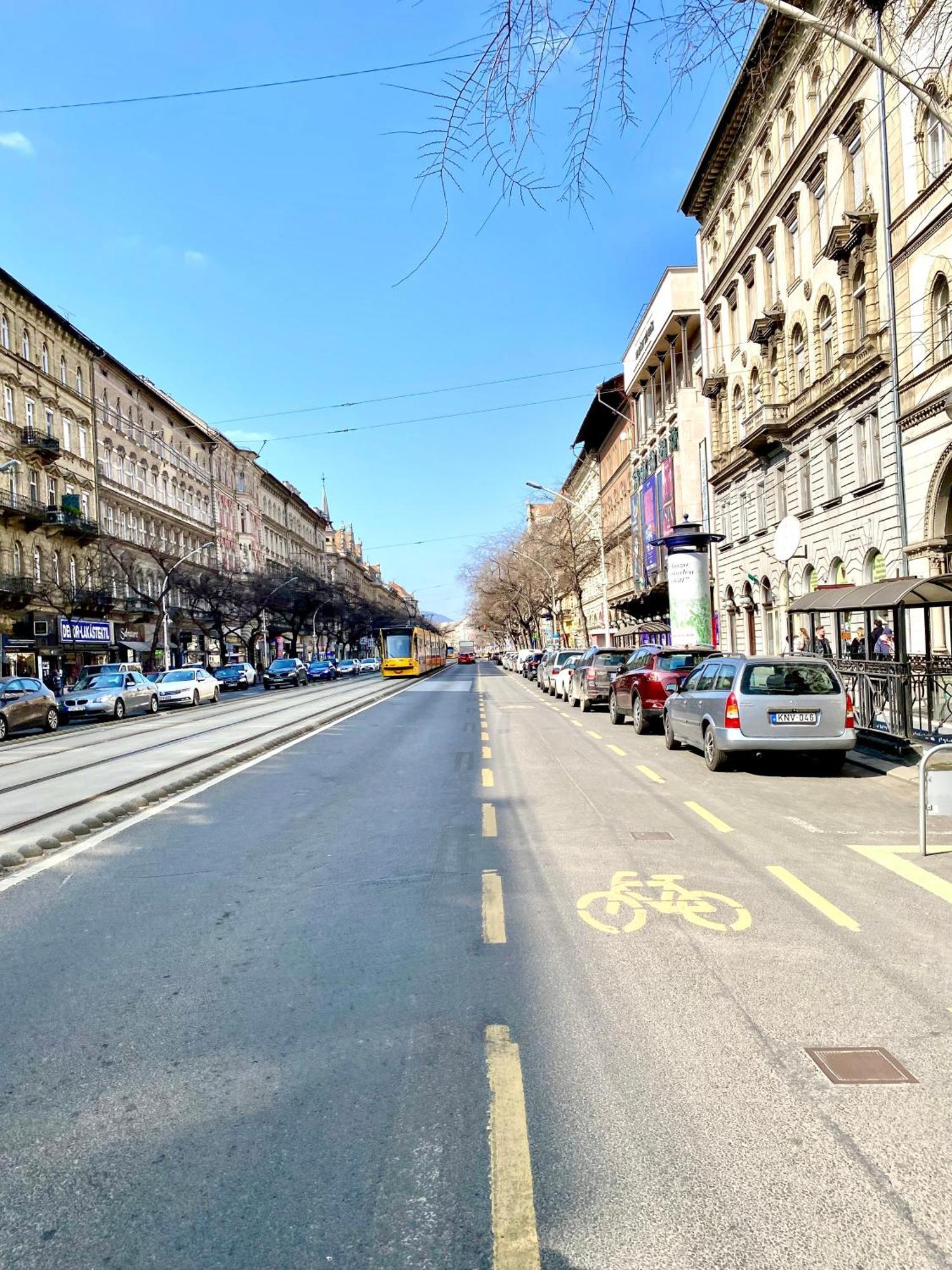 Amazing Swedish 3 Rooms Apartment In The City Center Budapesta Exterior foto